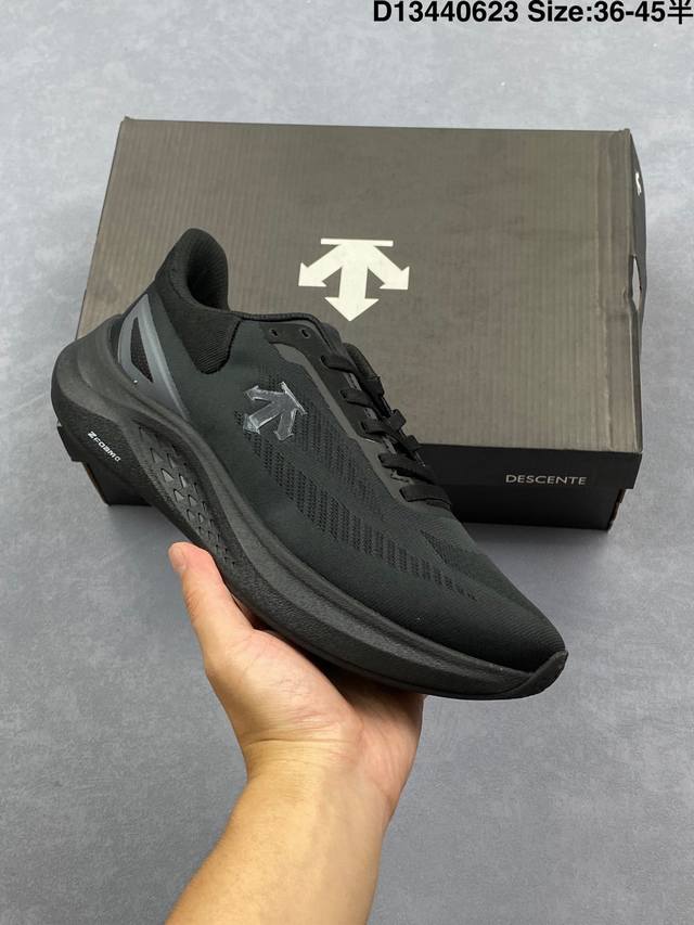 Descente Terrain D comfortable non-slip wear-resistant low-top casual shoes Item