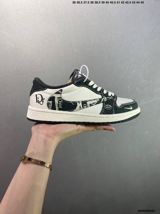 Corporate Fragment X Travis Scott X Dior Air Jordan 1 Low three-party joint inve