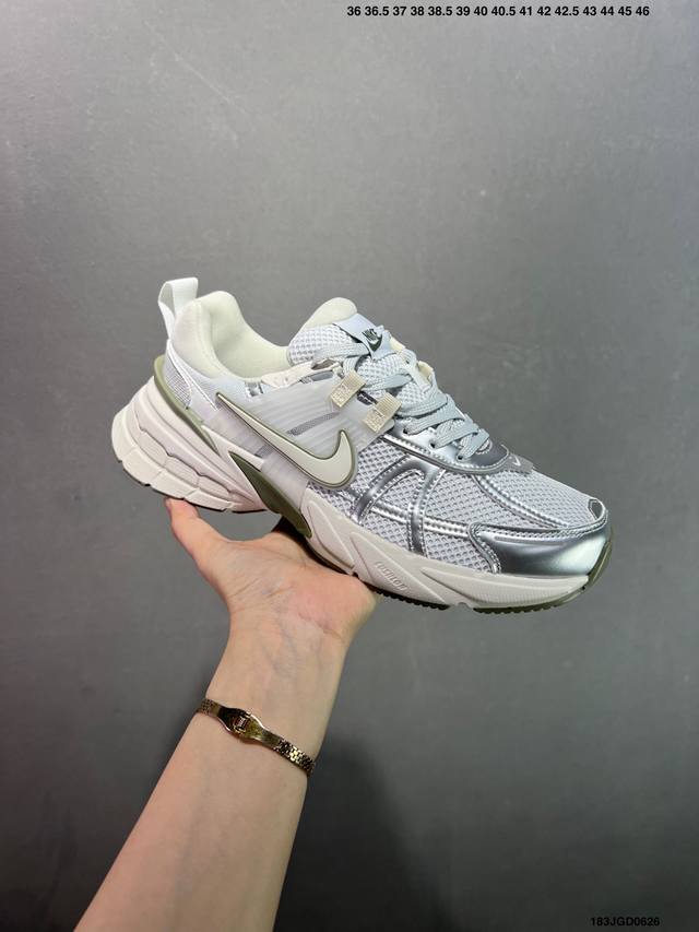 Nike V2K Run running shoes, retro style, mesh breathable sports shoes, gray and
