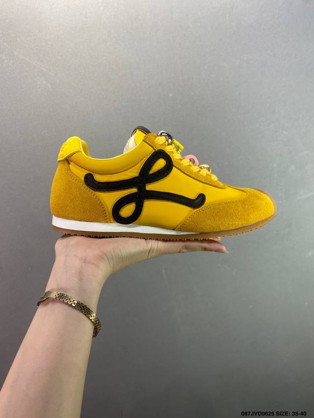 Corporate-level Loewe Ballet Runner Sneakers Ballet series Forrest Gump retro st