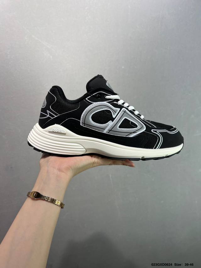 Corporate Dior mesh low-top sports casual shoes This series uses black mesh mesh
