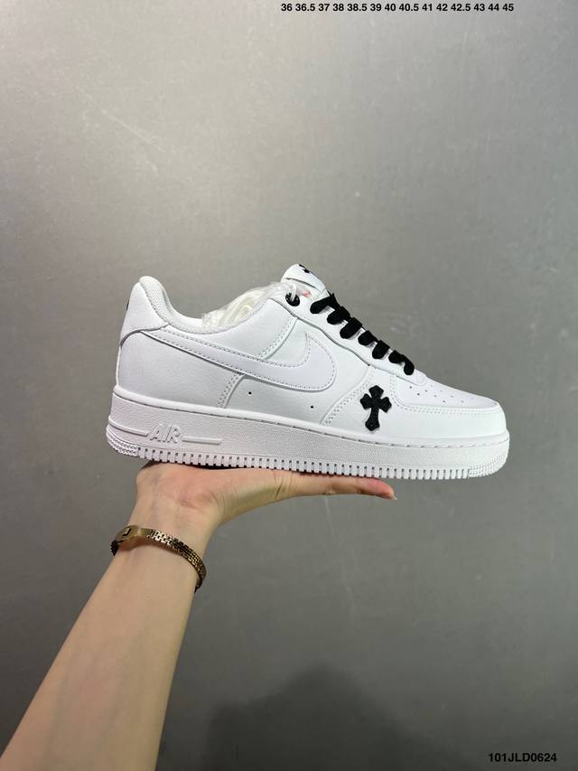 Corporate-level Nike Air Force 1 Low By You Original last and original cardboard