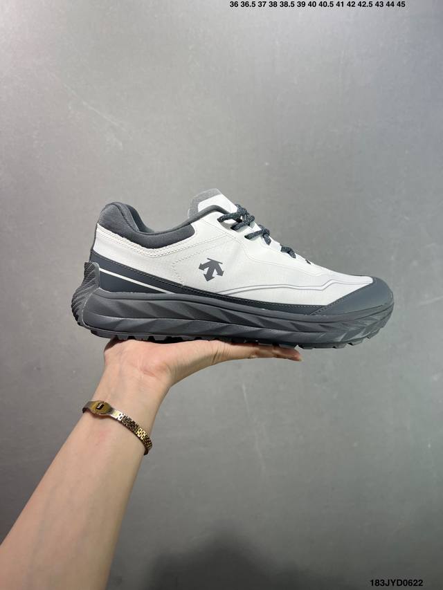Corporate-level Descente Chron series unisex Chron retro sports casual shoes Ite