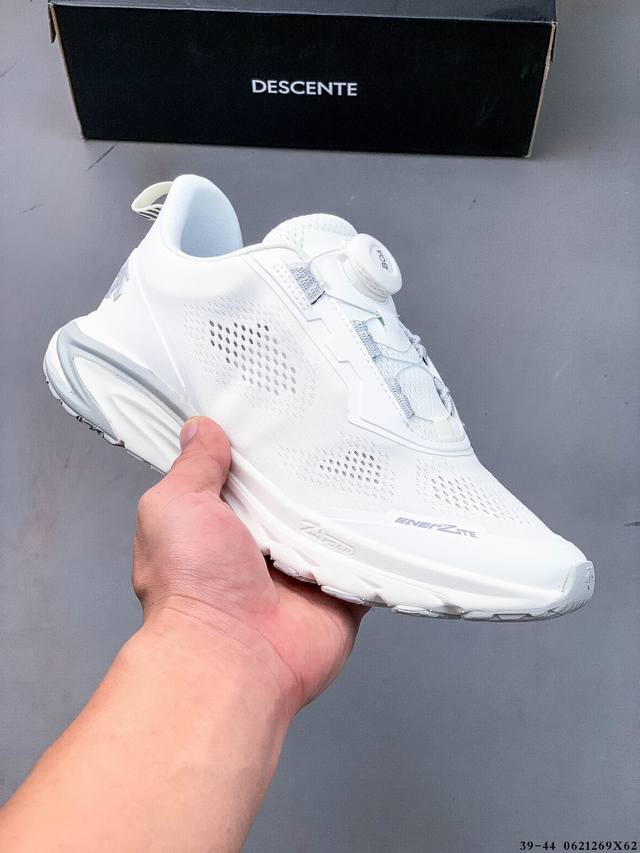 Collection Pure original! Descente Levitate Iii breathable sports running shoes