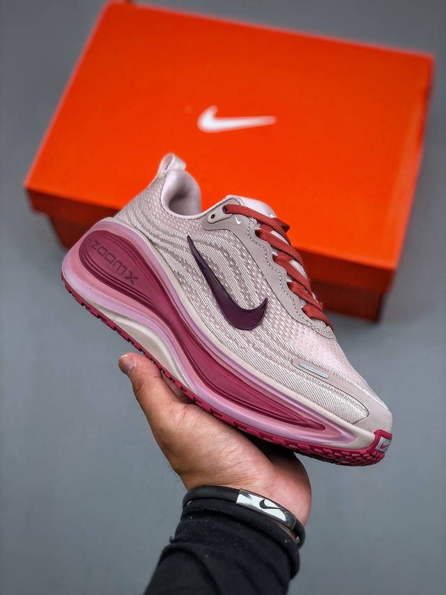 Nike Air Zoom Vomero Plus New technology advance original shoe development sport