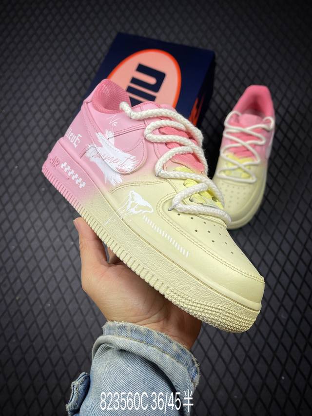 C Corporate-level Nike Air Force 1'07 Lv8 Original last and original cardboard t