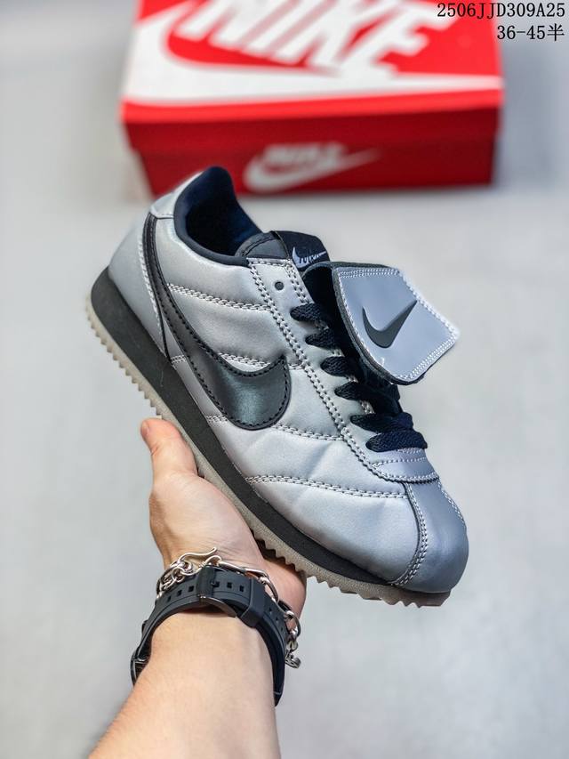 Corporate Nike Classic Cortez Nike classic lightweight and comfortable men's For