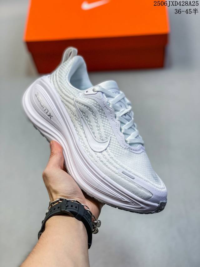 Nike Vomero Plus comfortable shock-absorbing and non-slip low-top running shoes