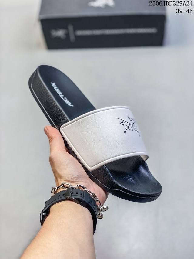 Arcteryx Sylan Arcteryx comfortable, non-slip and non-wear flip flops for men an