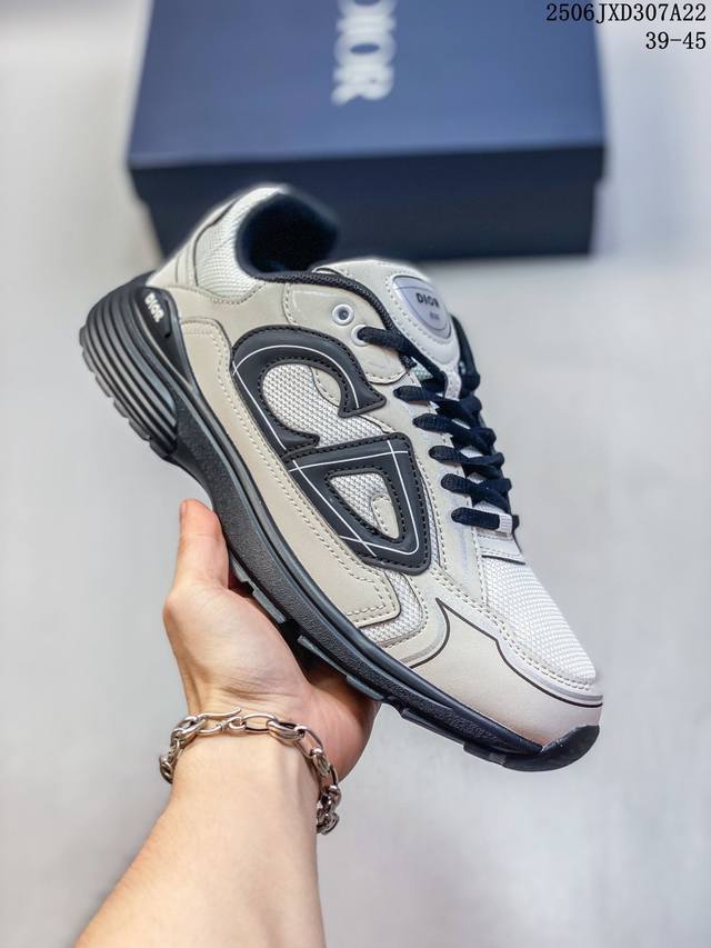 Dior Dior high-end luxury brand highlights high-end temperament Dior sports shoe