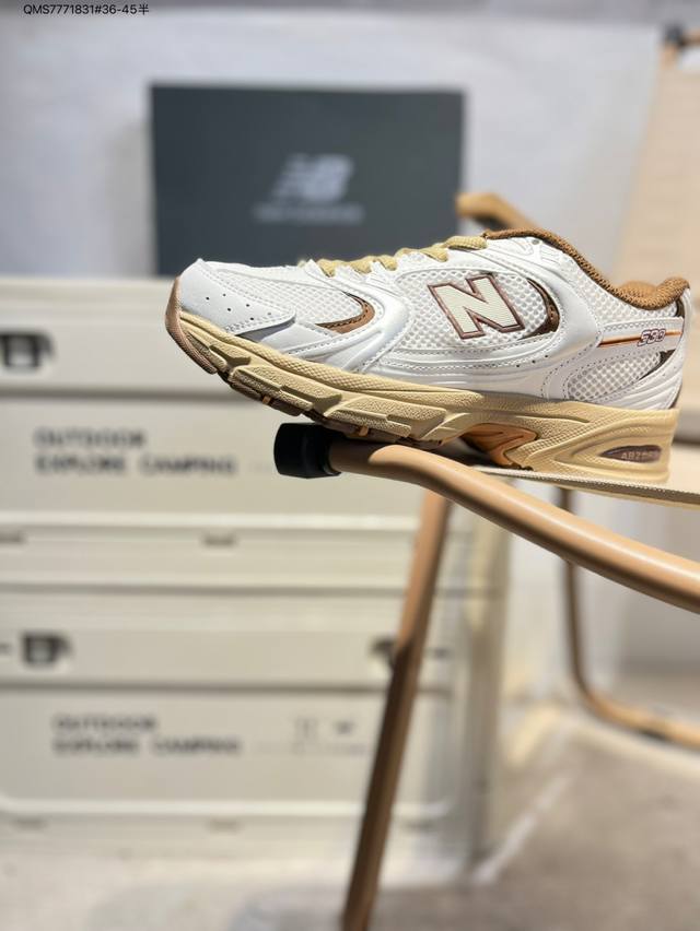 New Balance 530 Retro Running Shoes This pair of shoes is indeed one of the clas