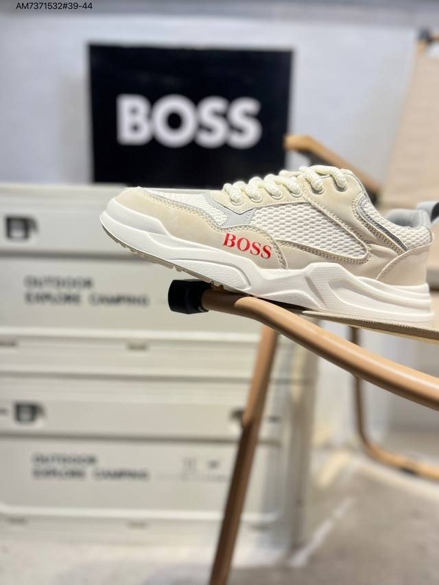 Boss Hugo Boss stamped version new model German high-end brand counter synchroni