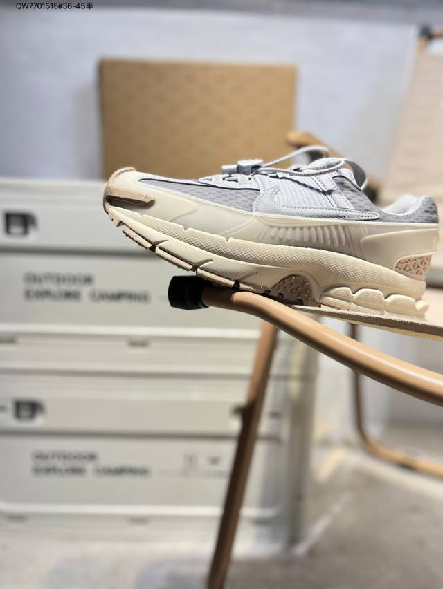Nike Zoom Vomero Roam New autumn, spring and summer sports shoes. Vomero Roam: s
