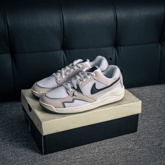 Core Private Nike Men's and Women's Shoes Wmns Jordan Cmft Era Sports Training B