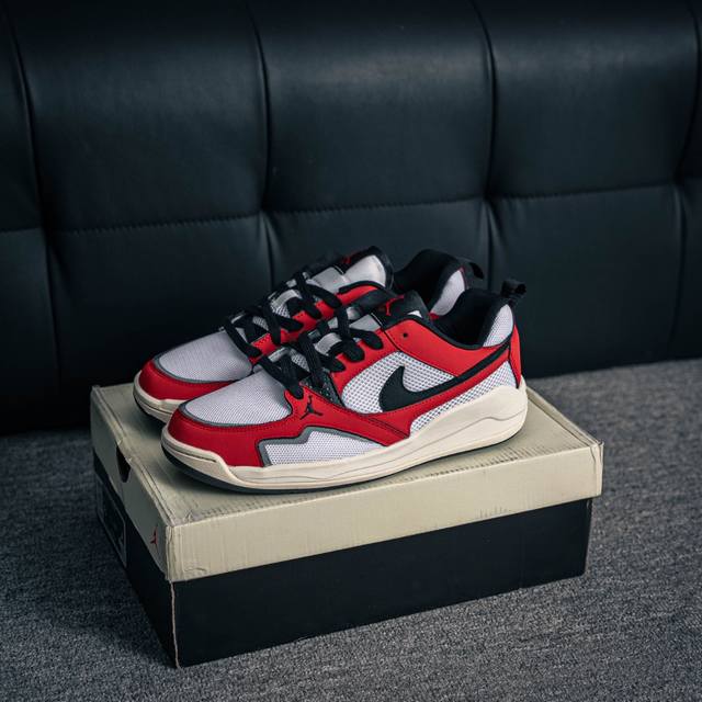 Core Private Nike Men's and Women's Shoes Wmns Jordan Cmft Era Sports Training B
