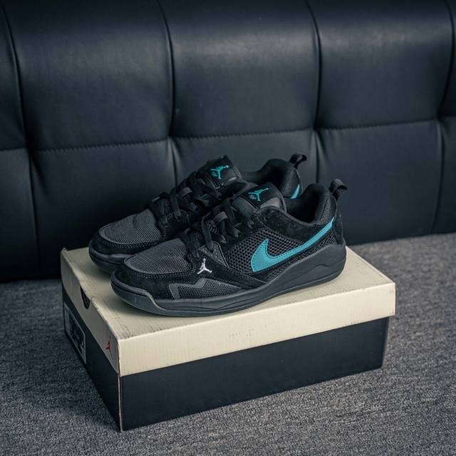 Core Private Nike Men's and Women's Shoes Wmns Jordan Cmft Era Sports Training B