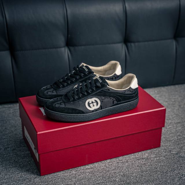 Core Private Gucci Interlocking G Suede Sneaker G74 series low-top retro versati