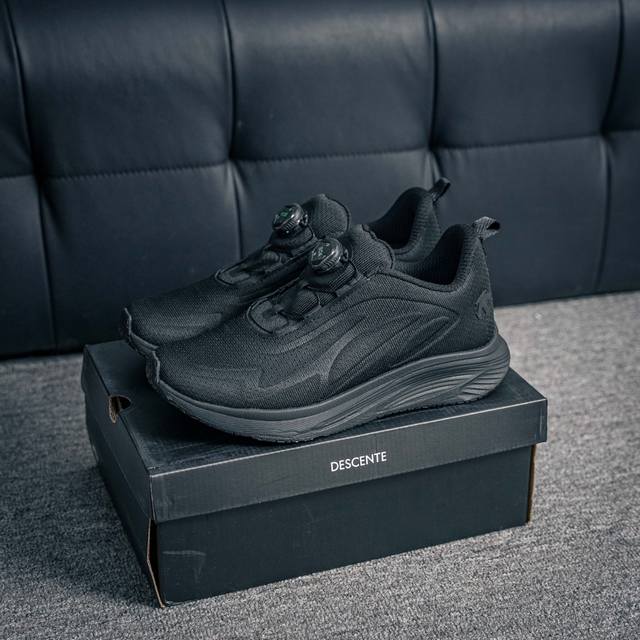 Core Private Descente lightweight cushioning breathable upper Fashion casual spo