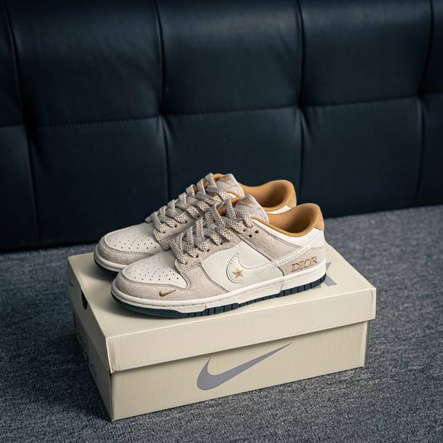 Core private Nike Dunk full set of original lasts and original molds to create a