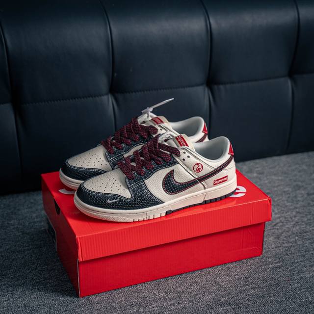 Core private Nike Dunk full set of original lasts and original molds to create a