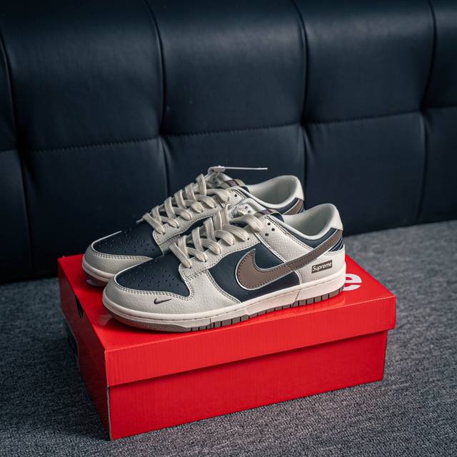 Core private Nike Dunk full set of original lasts and original molds to create a