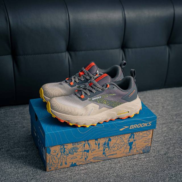 Core Private Brooks Cascadia 17 sports shoes, shock-absorbing running shoes, dad