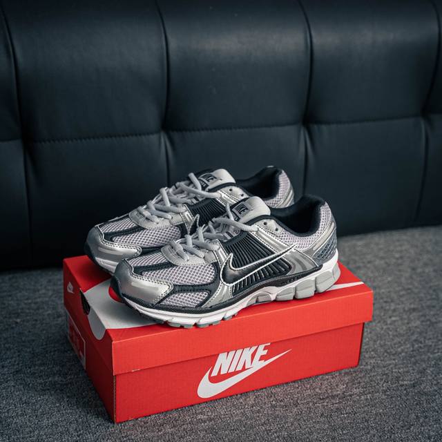 Core Private Nike Nike Summer Zoom Vomero 5 Sports Shoes Casual Training Running