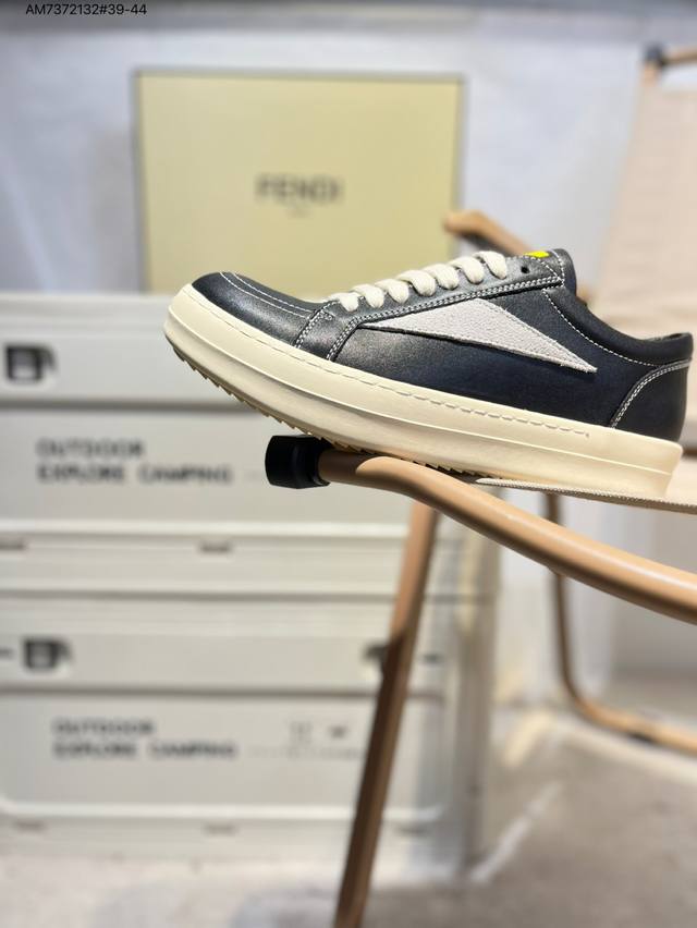 Fendi sneakers, casual shoes, exclusive official website, one-to-one mold openin