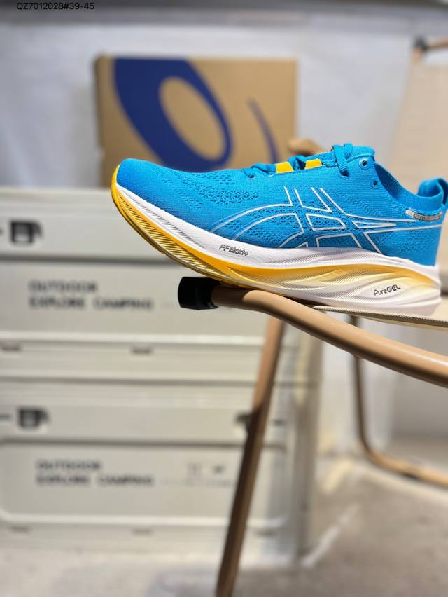 Asics Gel-Nimbus 26 Asics classic running shoes are now popular in functional an