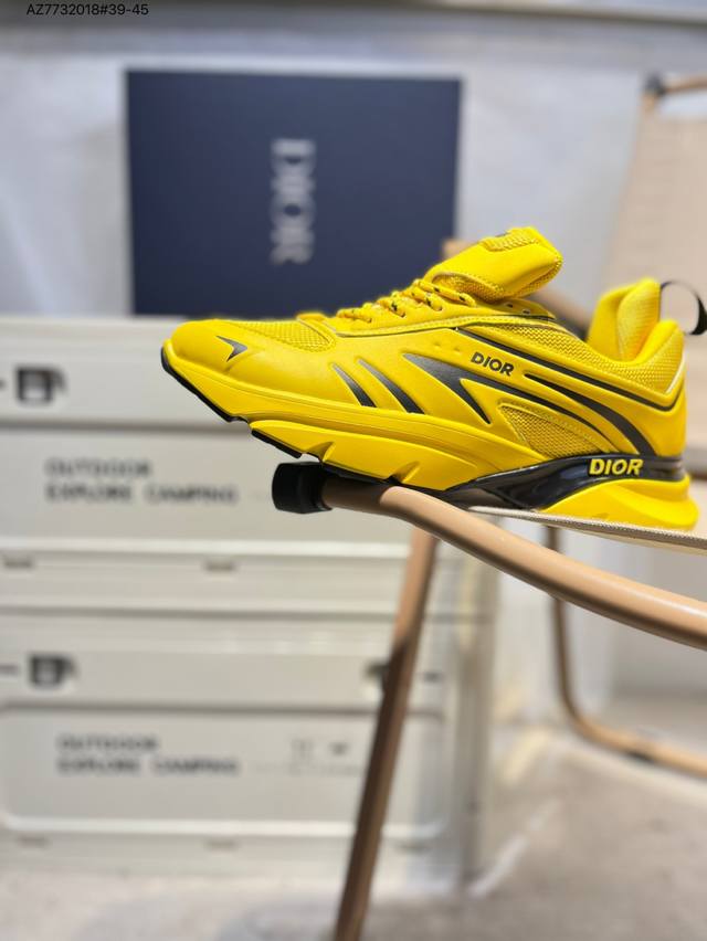 Dior Dior high-end luxury brand highlights high-end temperament Dior sports shoe