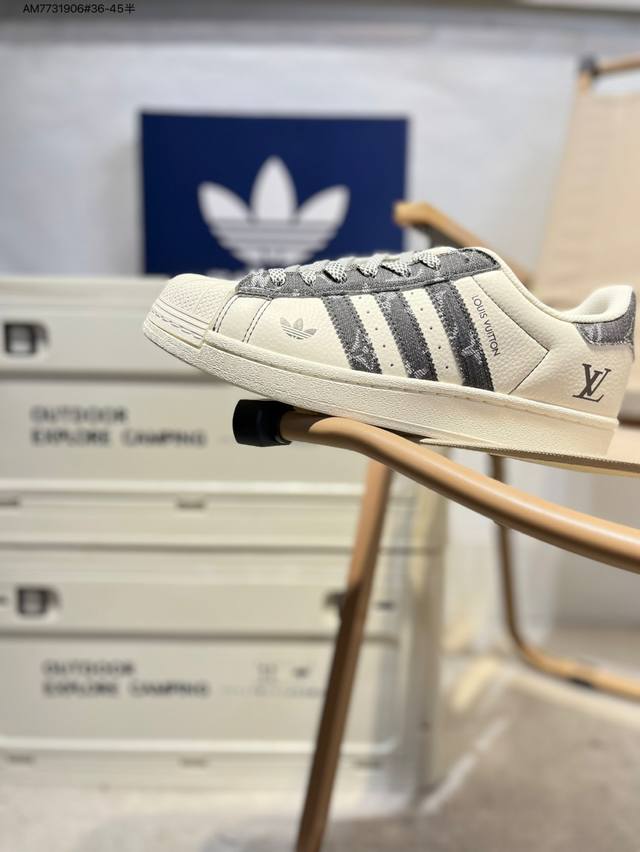 Lv X Adidas Originals Superstar classic color classic shell head official websit