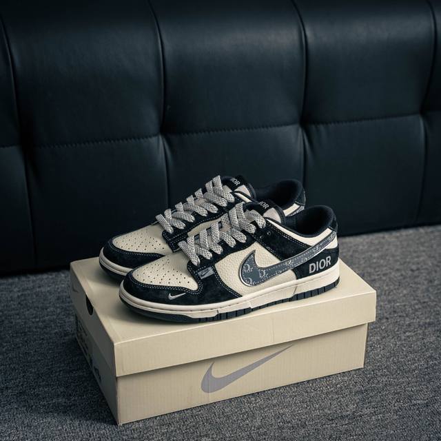 Core private Nike Dunk full set of original lasts and original molds to create a