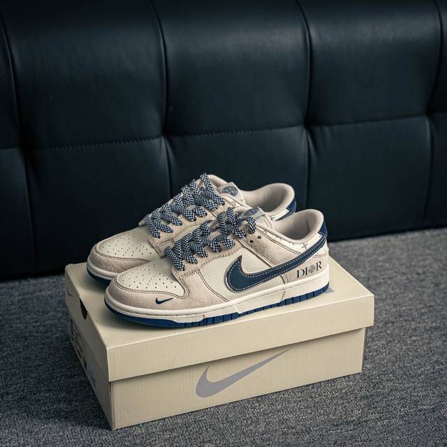Core private Nike Dunk full set of original lasts and original molds to create a