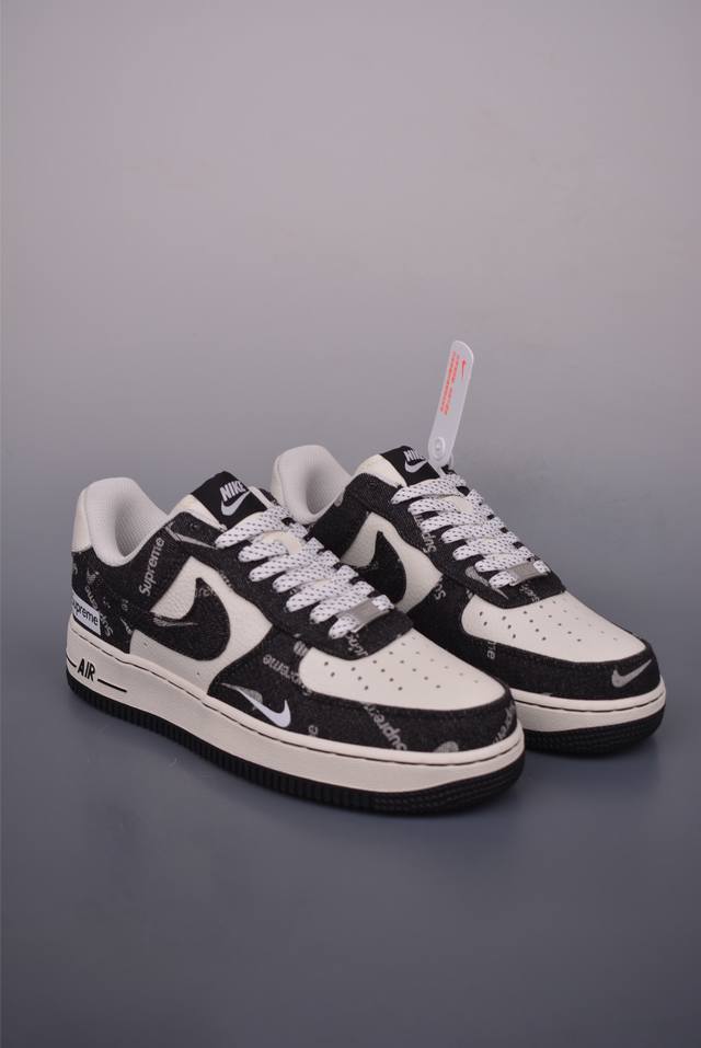Nike Air Force 1 Low Supreme co-branded Original last and original cardboard to