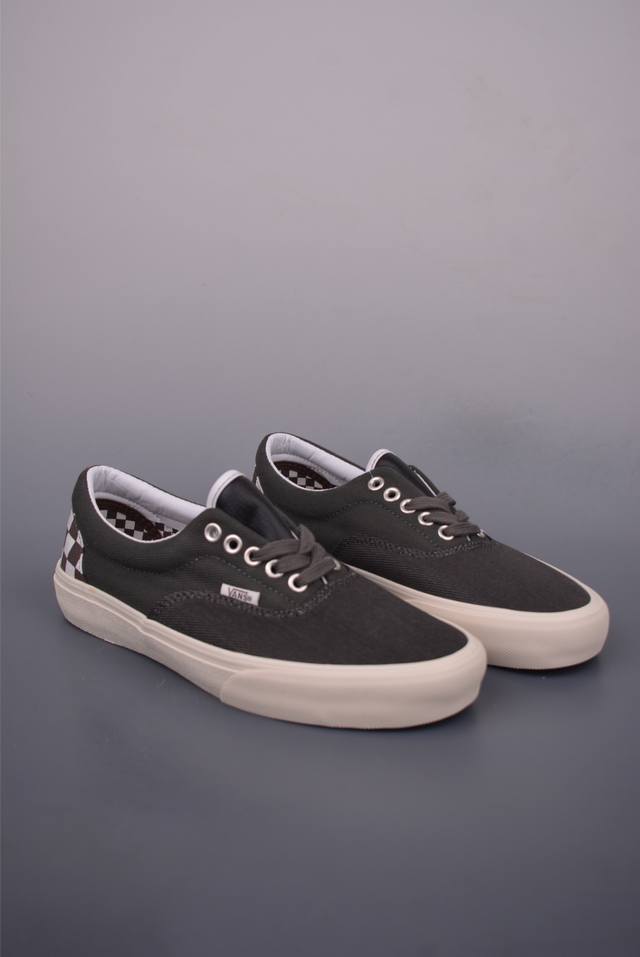 Vainl Archive X Vans Era collaboration This collaboration uses both washing and