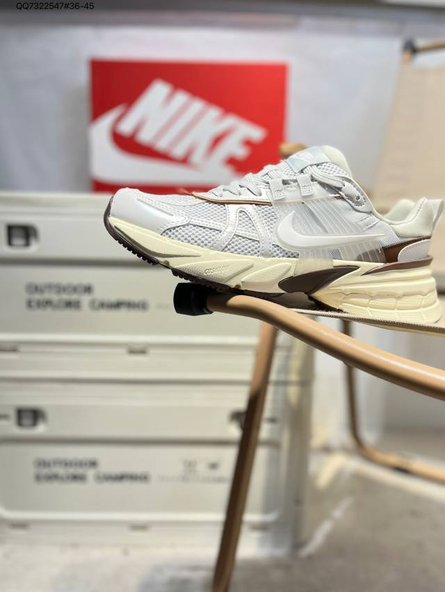 Nk V2K Runtekk shock-absorbing and non-slip low-top retro daddy shoes. The runni
