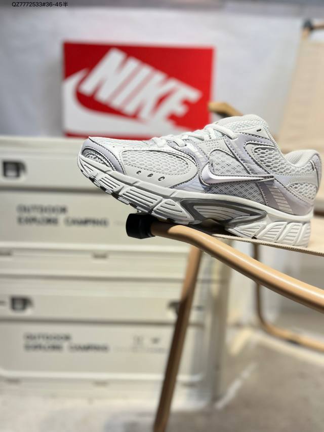 Nike V5 Rnr Comfortable and versatile Non-slip and wear-resistant low-top runnin
