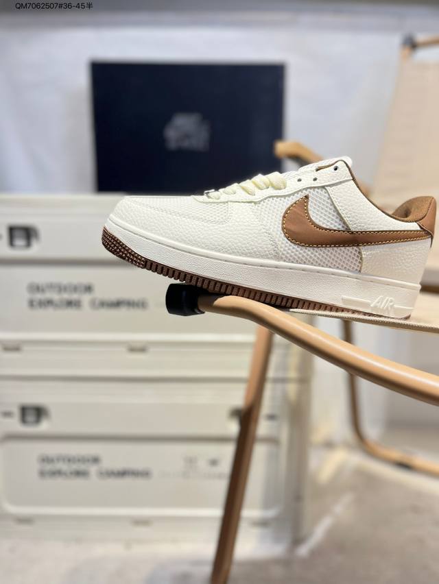 Nike Air Force 1 '07 Air Force One versatile casual sports shoes. Soft and elast