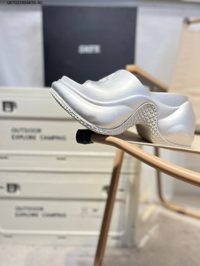 Smfk Compass embossed thick-soled slippers A popular niche fashion brand produce