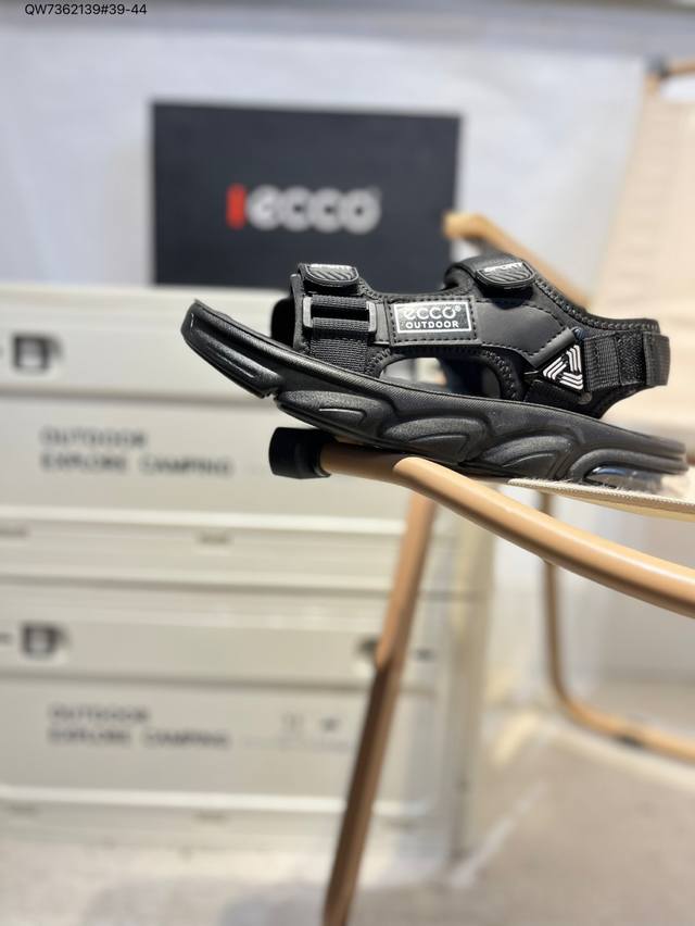Ecco sandals are lightweight, breathable, comfortable, durable, skin-friendly, s