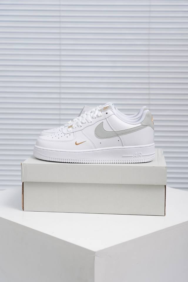 Core private Air Force 1 Original level, original last, original cardboard to cr