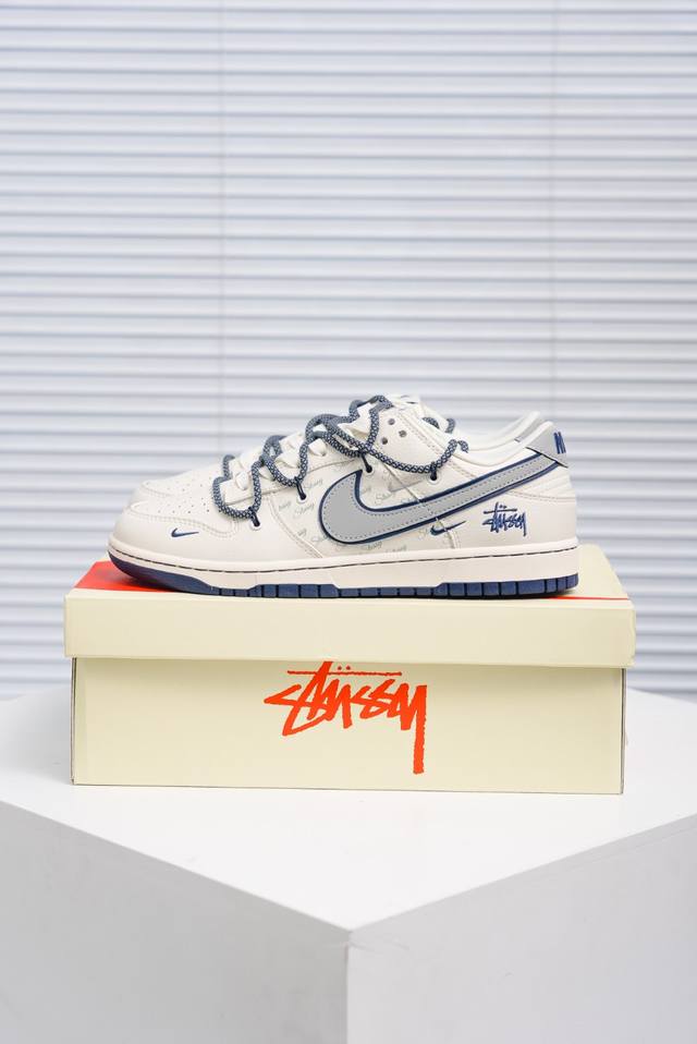 Core private Nike Dunk full set of original lasts and original molds to create a