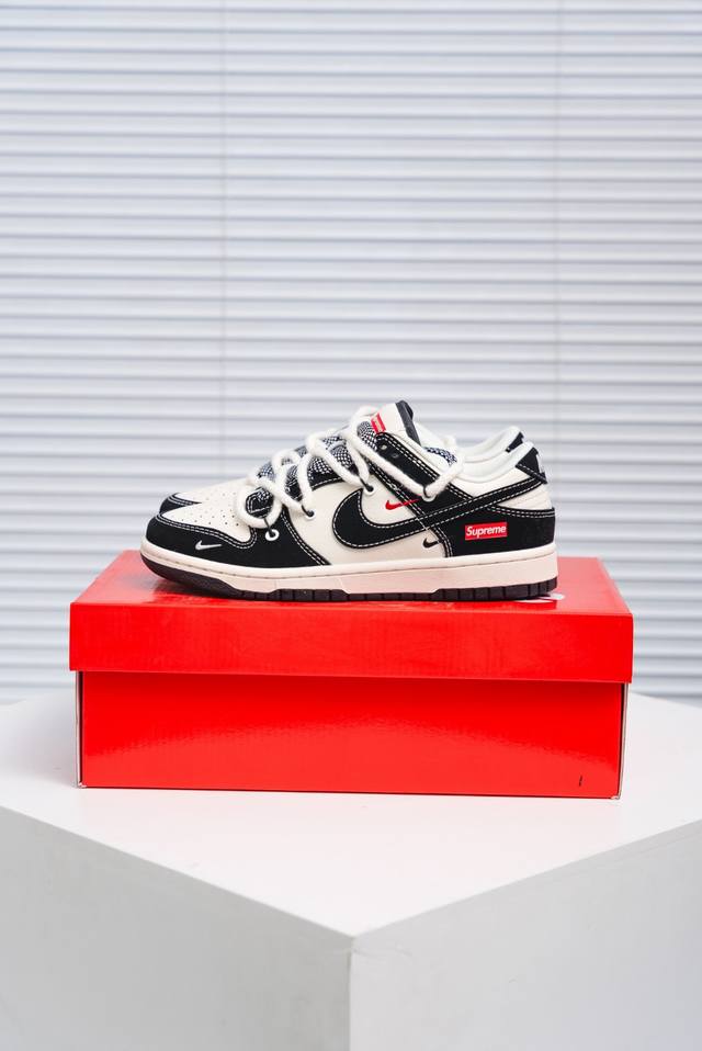 Core private Nike Dunk full set of original lasts and original molds to create a
