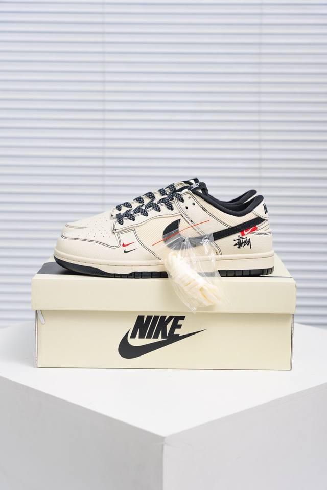 Core private Nike Dunk full set of original lasts and original molds to create a