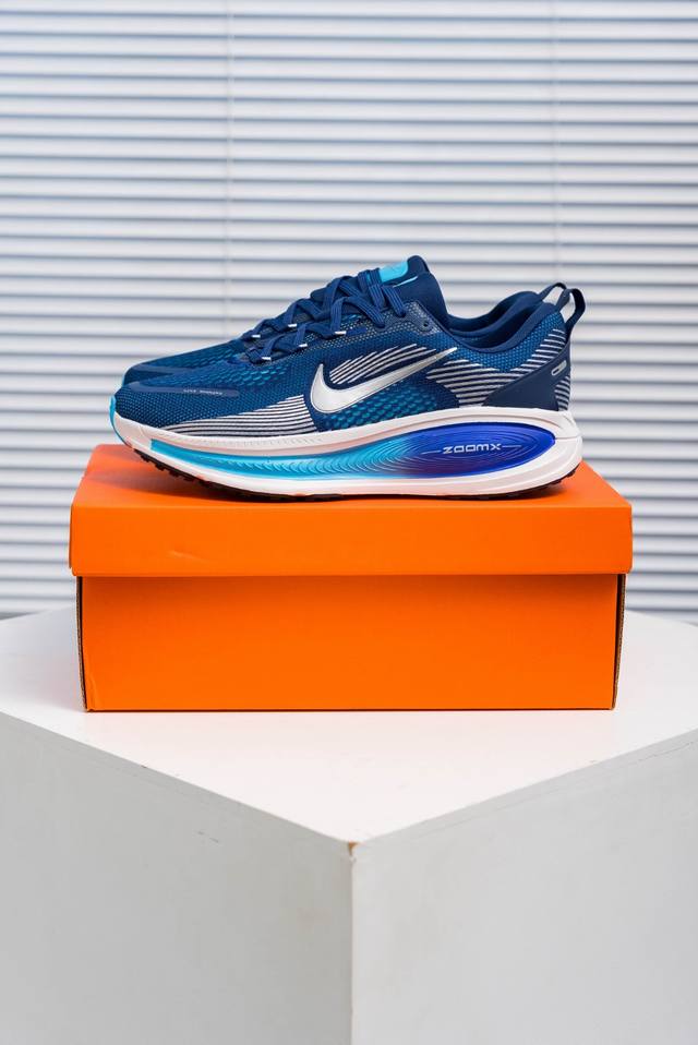 Core Private Nike Air Zoom Vomero 18 New technology advance original shoe develo