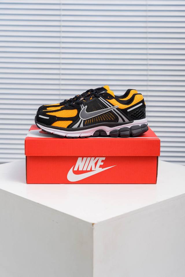 Core Private Nike Summer Zoom Vomero 5 Sneakers Casual Training Running Shoes. N