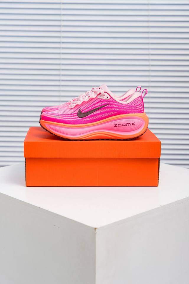 core private Nike Vomero Plus Nike comfortable shock-absorbing and non-slip low-