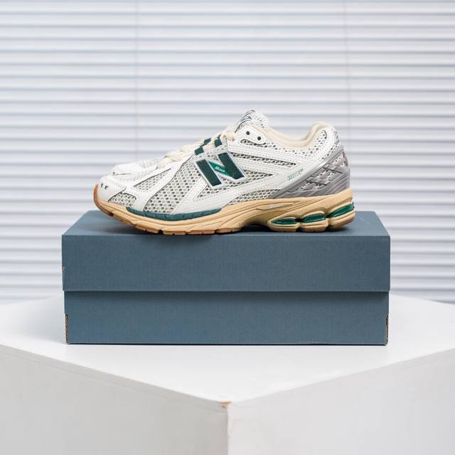 Core Private New Balance 1906 series casual shoes # Made of lightweight cowhide