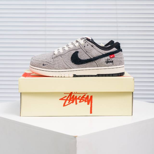 Core private Nike Dunk full set of original lasts and original molds to create a