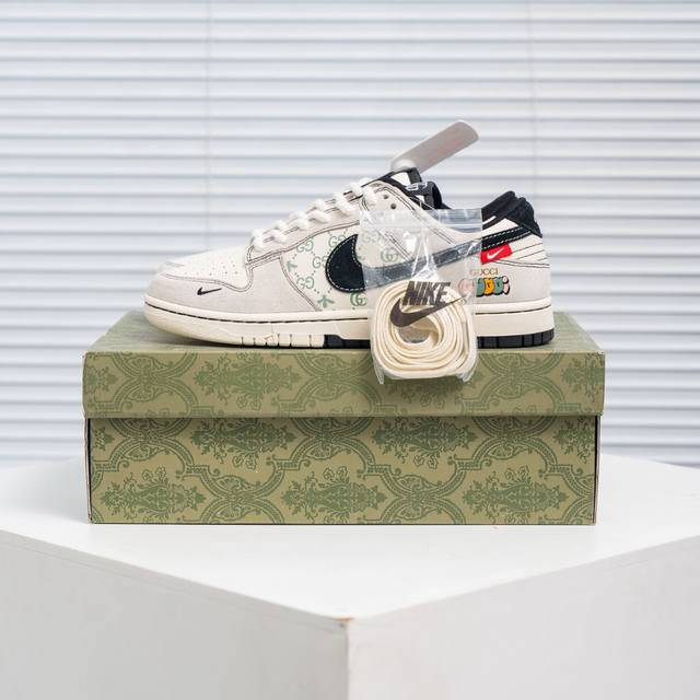 Core private Nike Dunk full set of original lasts and original molds to create a